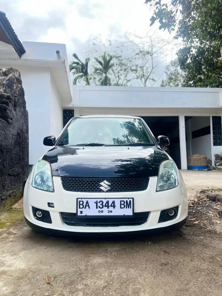 Suzuki Swift 2011 Bensin