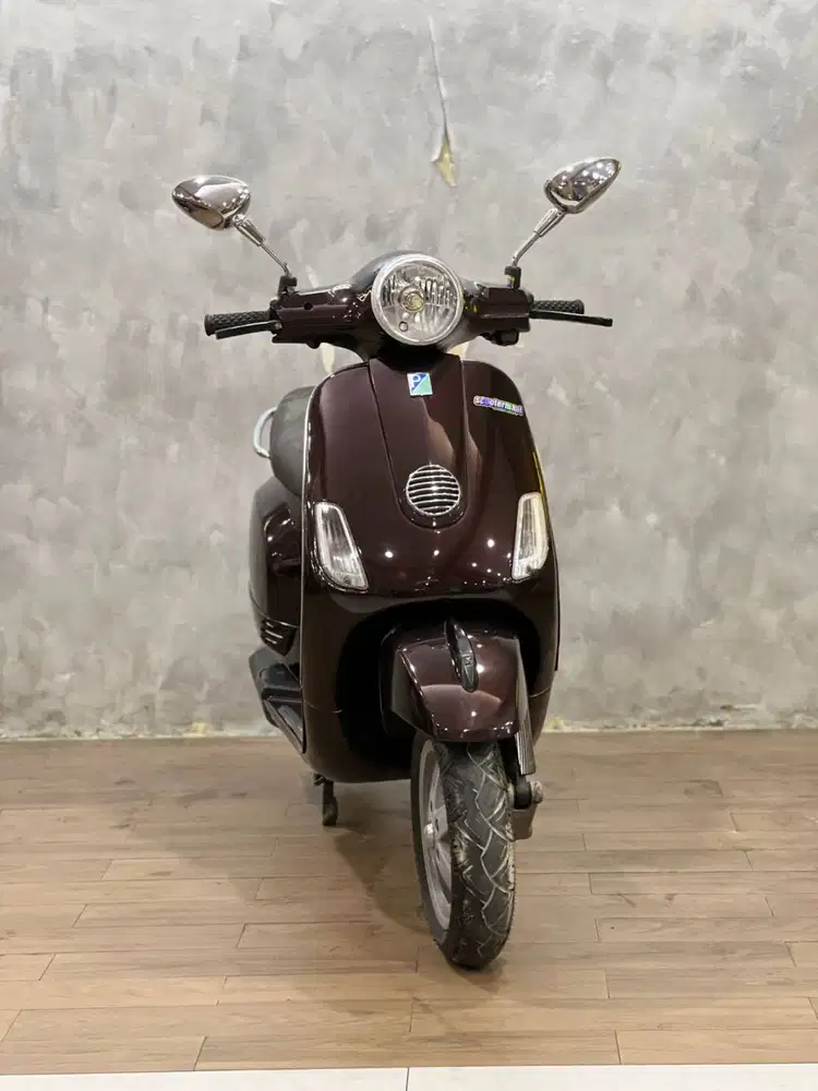 PIAGGIO VESPA  LX 150 3v 2013 COKLAT