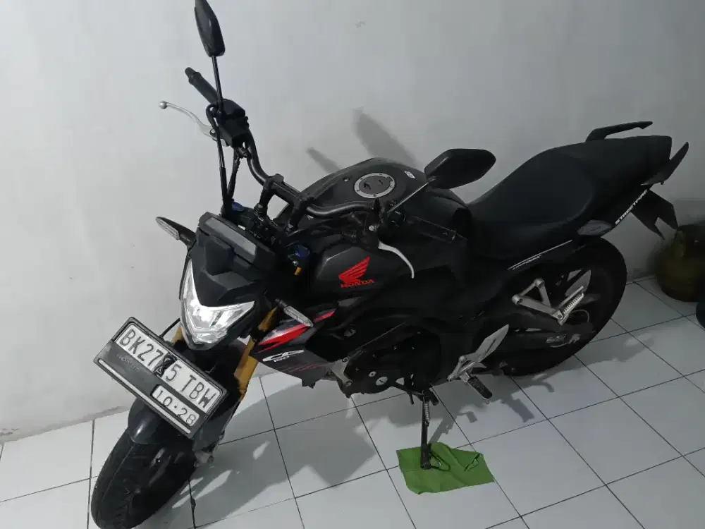 Di jual sepeda motor CBR StreetFire