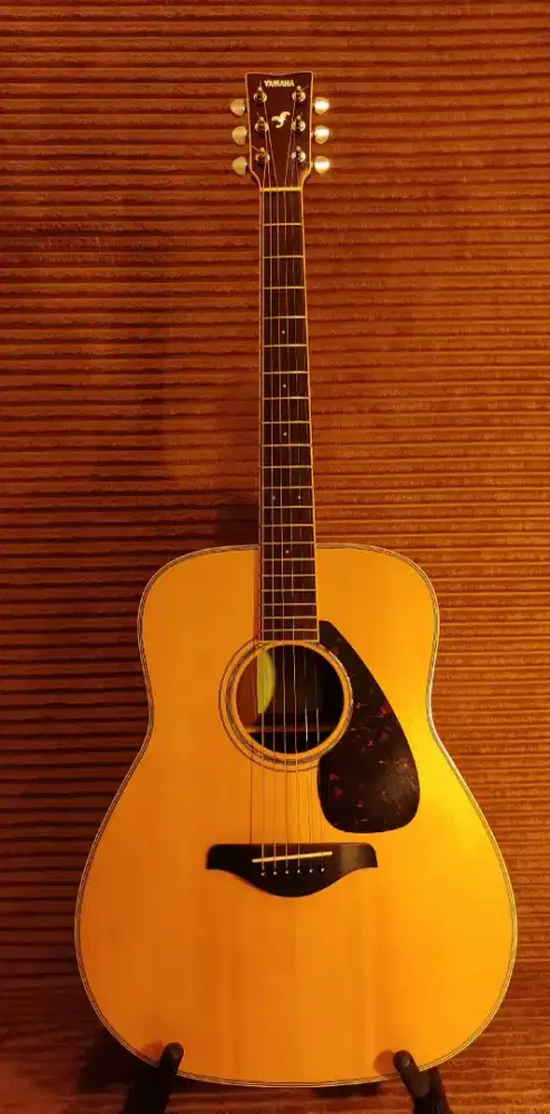 Gitar Yamaha FG 830 Seri Teratas Premium Akustik