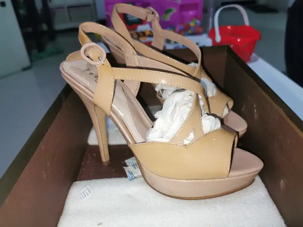 High heels pedro asli