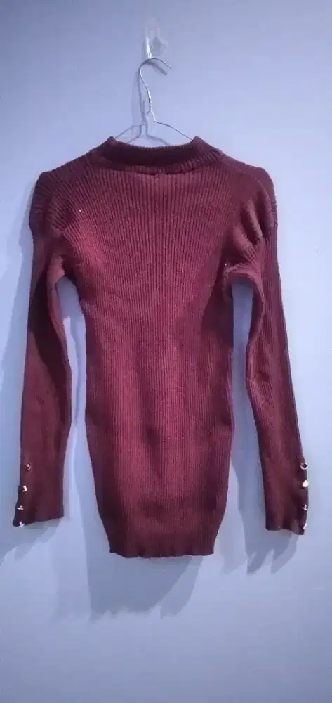 Blouse Rajut Inara Merah – Kondisi Bagus Banget, No Minus