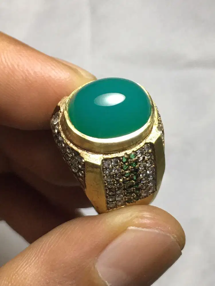 BATU BACAN PALAMEA ASLI KRISTAL NATURAL SEMI BULAT GARANSI PUAS