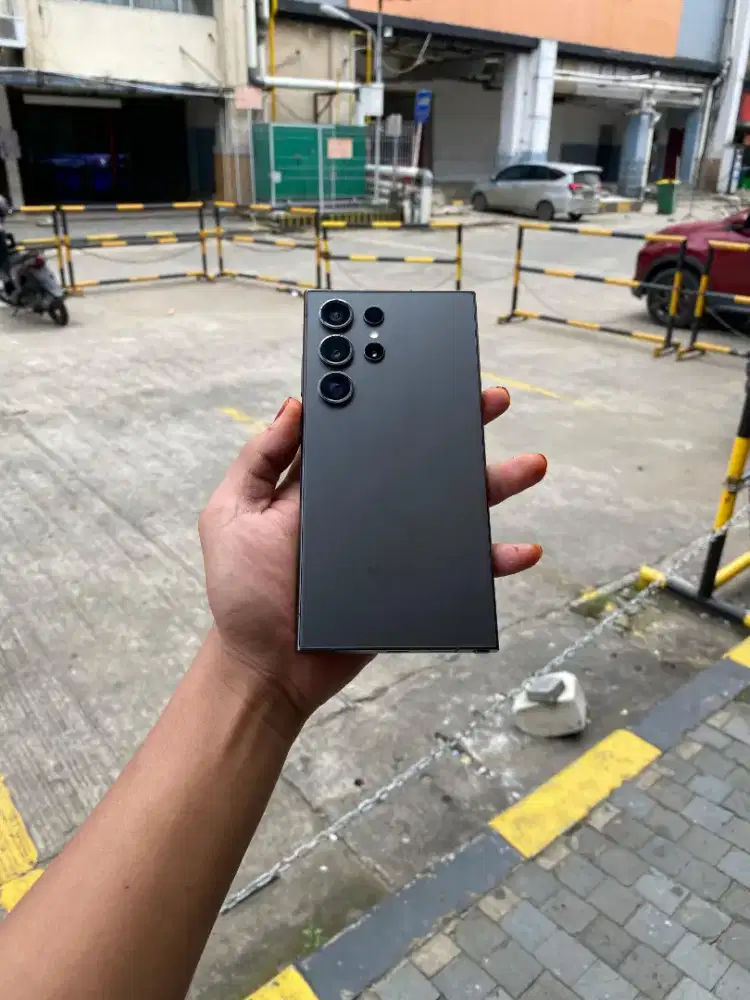 Second like new samsung s24ultra 12/256gb garansi resmi
