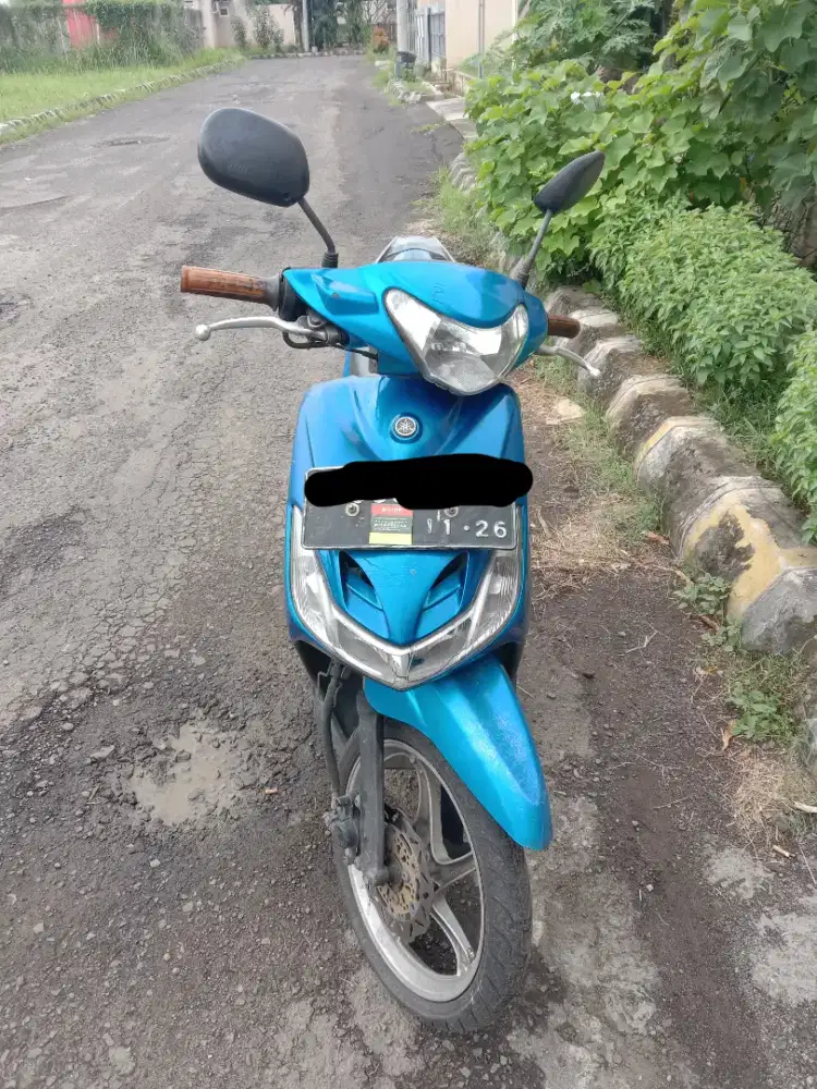 DIJUAL MOTOR YAMAHA MIO SMILE 110CC 2011 SURAT-SURAT LENGKAP yuk beli