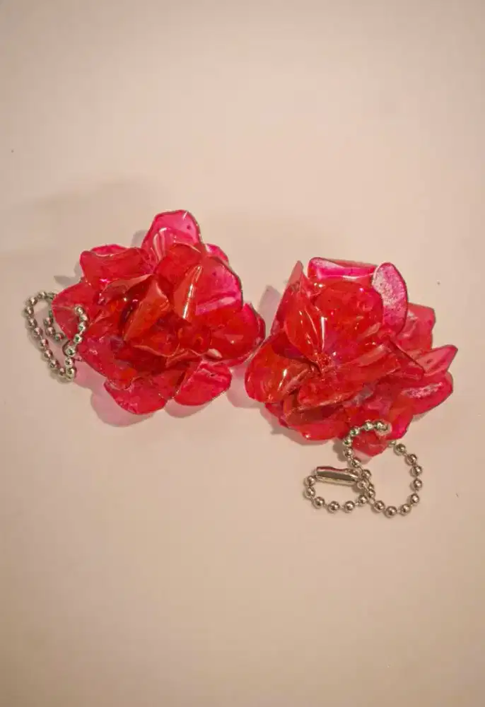 Gantungan kunci bunga