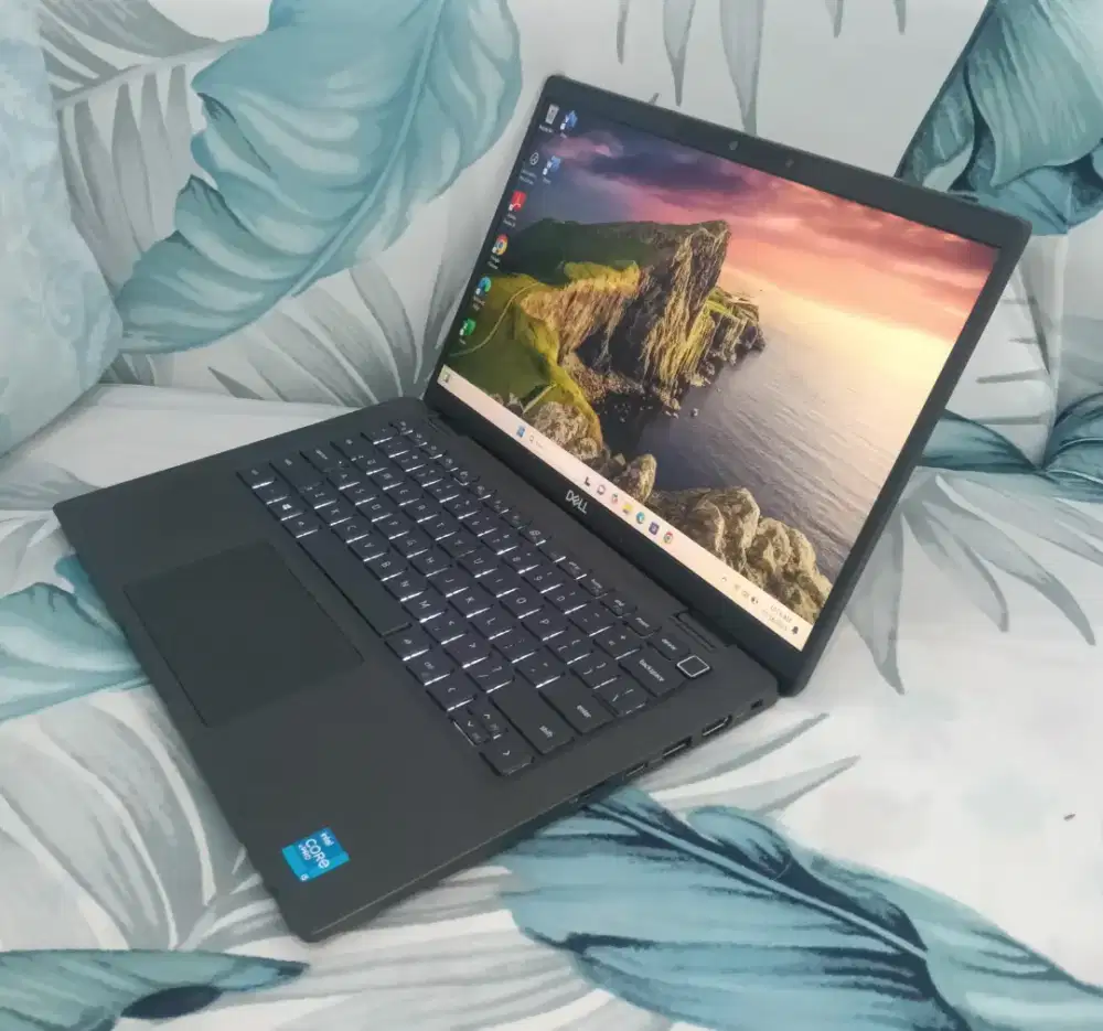Dell latitude 7420 Core i5 gen11/ ram 16gb/ SSD 256gb/ 14 touchscreen