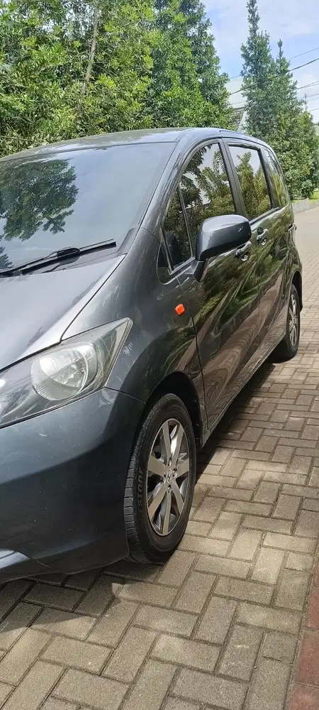 Honda Freed 2010 Bensin