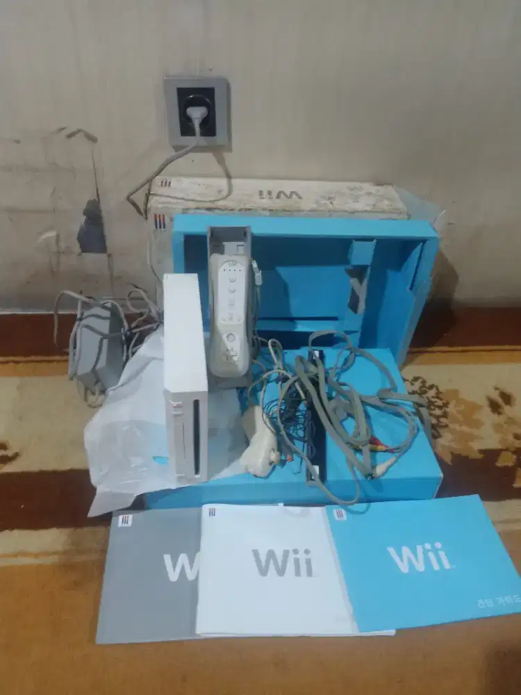 Nintendo Wii boxed white lengkap