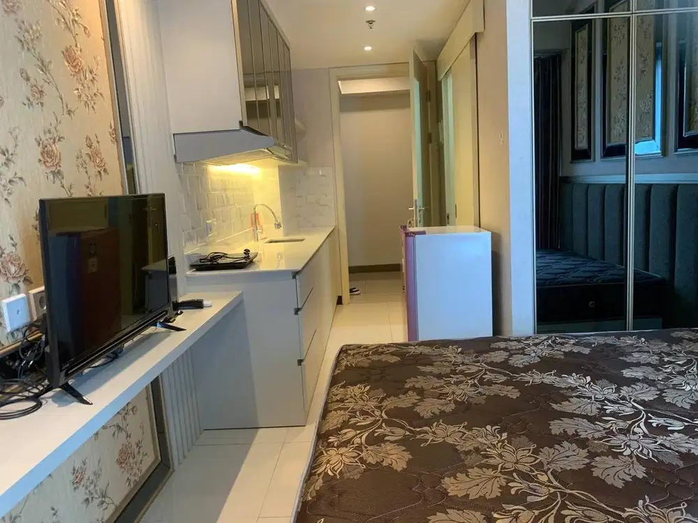 Amor studio furnish mewah!! Connect Pakuwon City Mall, dekat ITS