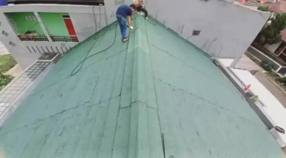 tuKang perBaiKan aTap bocOr RanGka baJa rinGan terPasAng reNovAsi