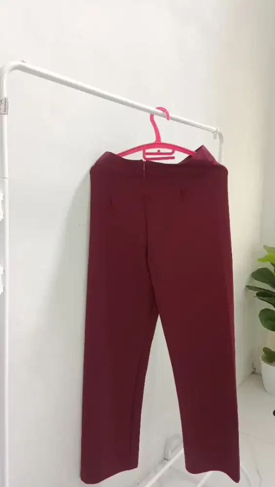 Celana Hogwarts wanita Burgundy