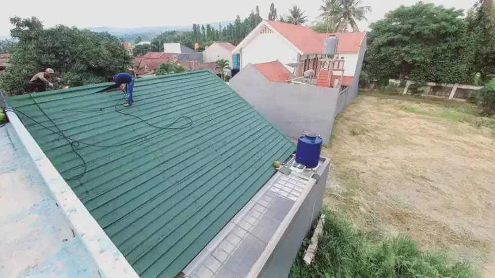 Tukang perbaikan atap bocor,dag,talang,kanopi,renopasi dll