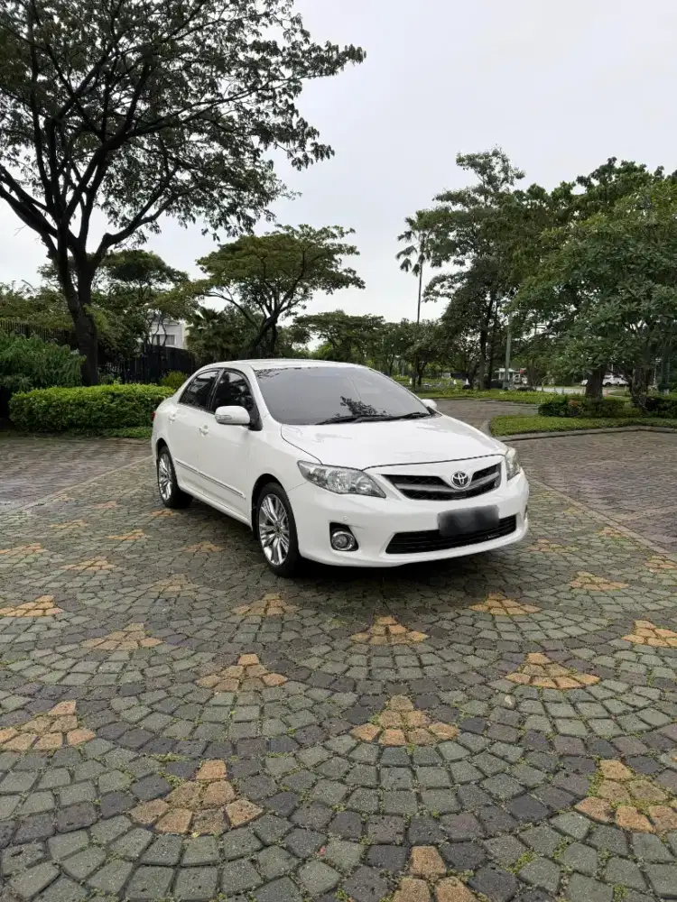 Toyota Corolla Altis V 2.0 2011