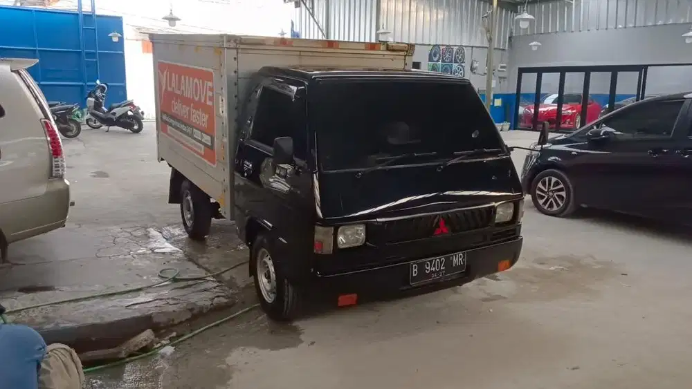 Mitsubishi L300 2012 AC