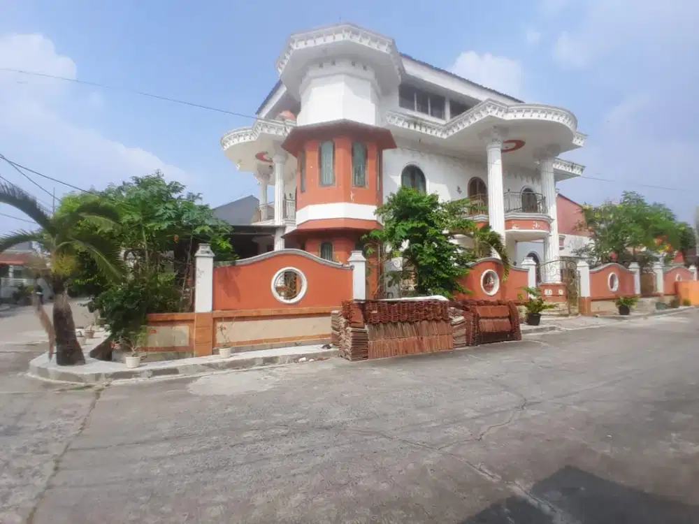 Dijual rumah mewah dan besar 3lantai di Harapan Indah Bekasi