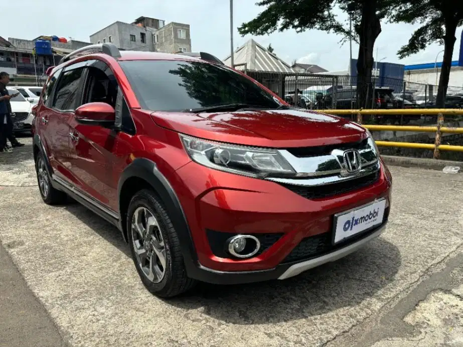 LOW DP Honda BR-V 1.5 E Bensin-AT 2017 TOG