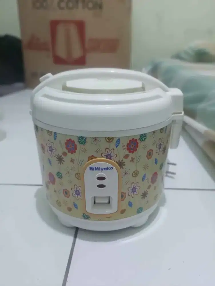 Jual cepat Magicom  Miyako 0.6 liter