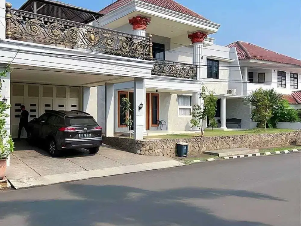Rumah Classic Design 2 Lantai di Komplek Premium Bintaro Jaya