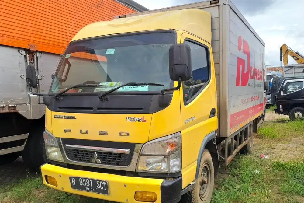 cde long engkel Mitsubishi Colt Diesel canter FE 71 L box 2020 bok