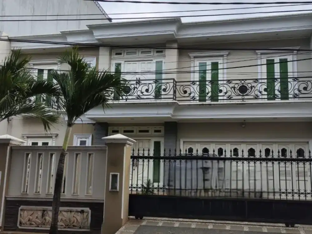DIJUAL RUMAH MEWAH PULOMAS BARAT LT 419 LB 350 STRATEGIS FURNISHED HRG MENARIK JRG ADA