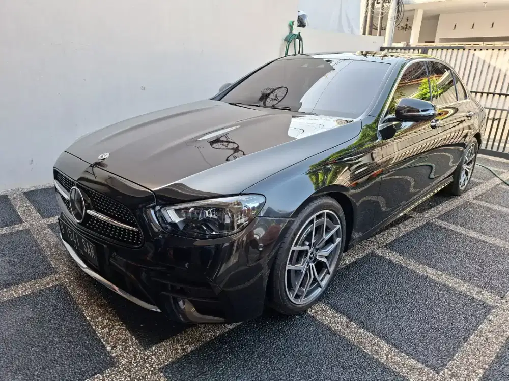 Mercedes-Benz E300 2021 Bensin