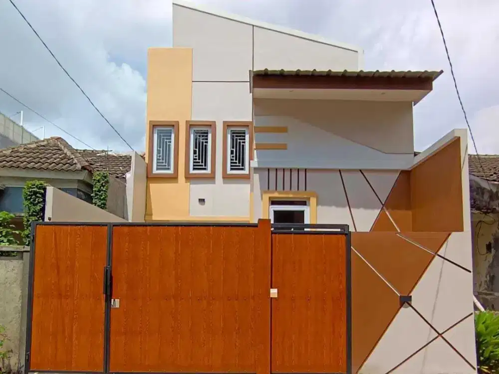 Rumah mezanine luas 90m full renov 7237A