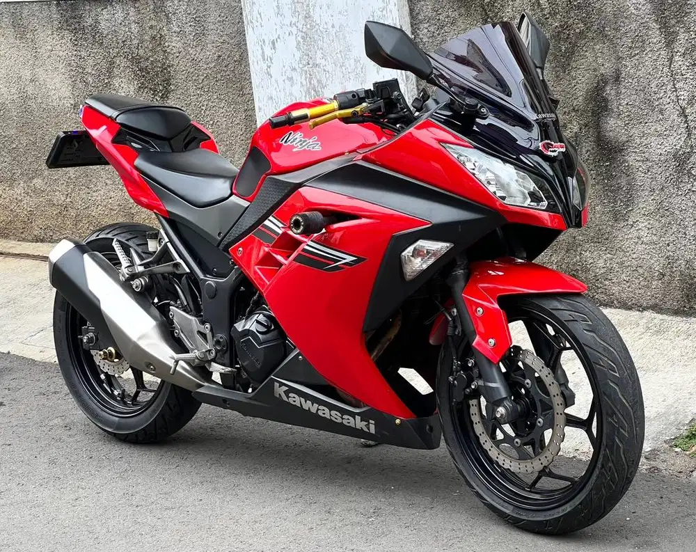 Ninja 250 fi 2017 low KM mulus merah kawasaki 250fi
