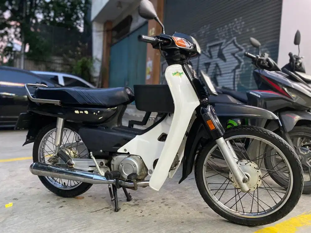 Astrea Legenda 2002