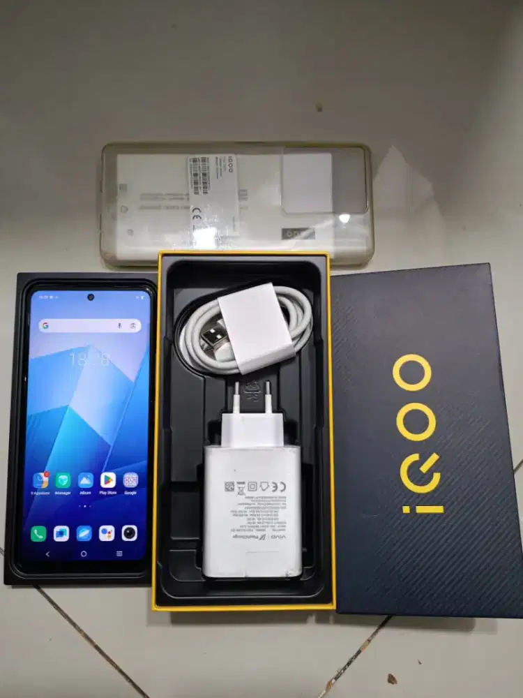 Iqoo Z7X 5G 8/256 mulus lengkap