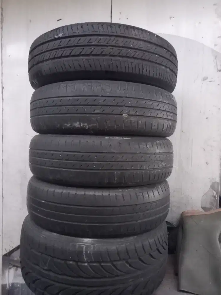 Ban luar bekas Avanza Ring 14