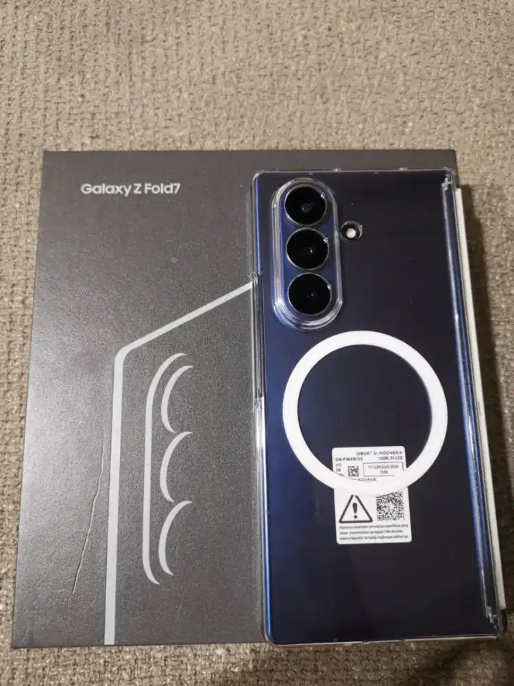 Jual Cepat Samsung Z Fold 7 512gb like new fulset garansi resmi