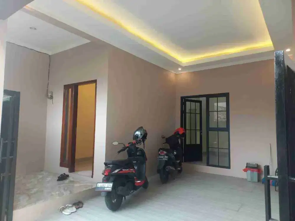 DIJUAL RUMAH BARU BANGUN 2LANTAI SIAP HUNI JL.H AYUB SAMALI PEJATEN JAKSEL.