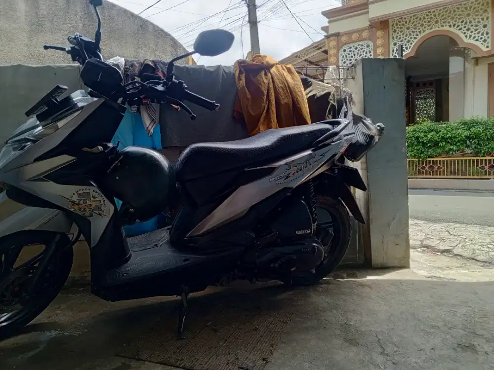 Di jual motor bit strit lengkap THN 2019