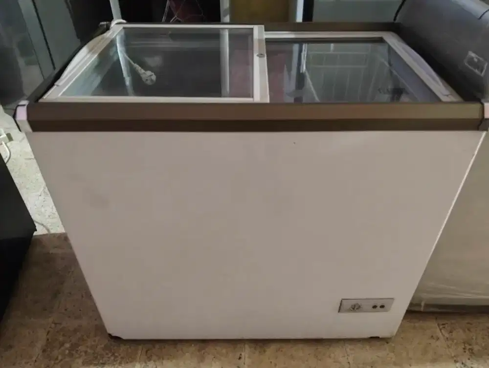 Frezzer RSA 210l Sliding Orisinjl