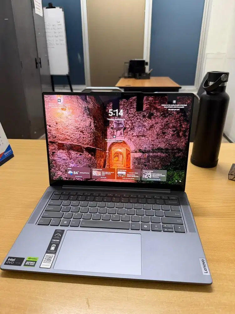 Lenove Yoga Pro 7 14IMH9 Ultra 7 155H RTX 4050