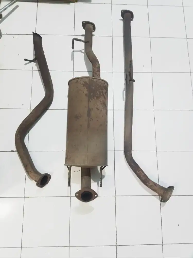 Knalpot Innova Diesel 2KD original