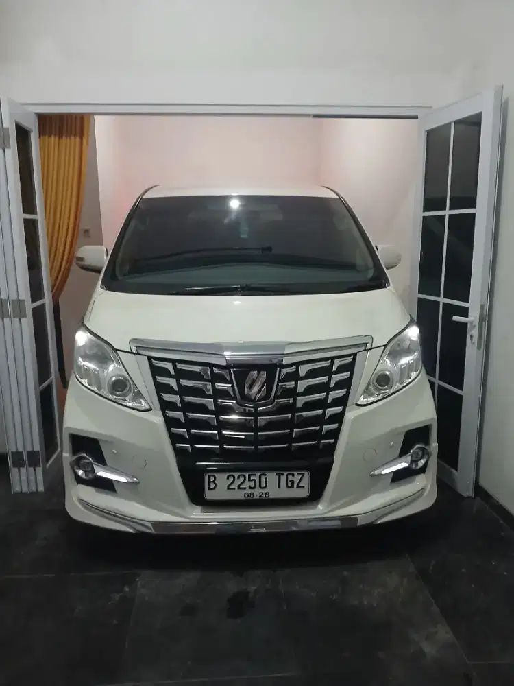 Toyota alfard 2.4 cc X AT bensin