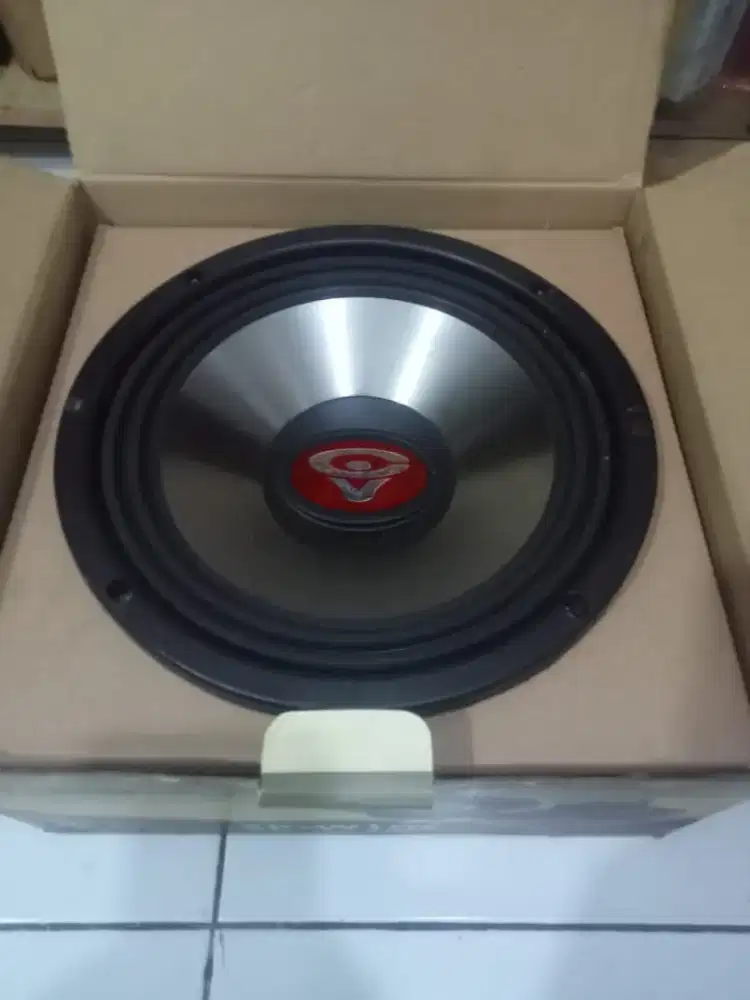 Subwoofer mobil cerwin vega buatan USA