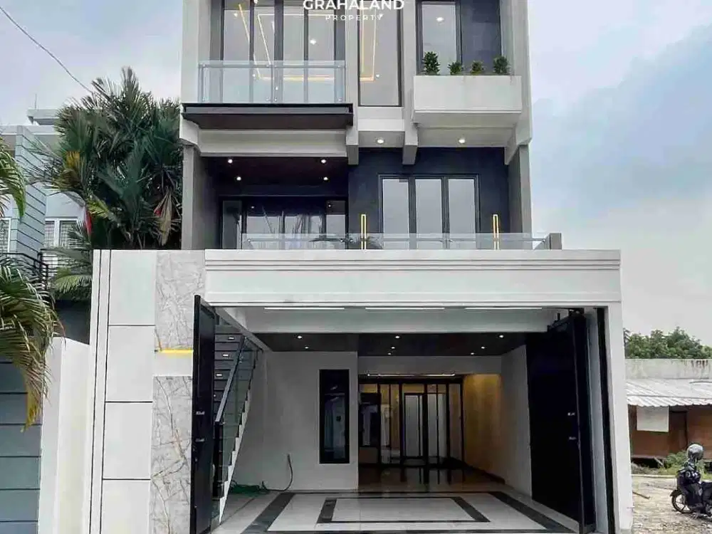 Rumah Baru Mewah Posisi Pinggir Jalan Raya Akses Strategis Dekat Tol Di Jagakarsa