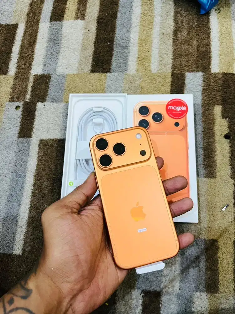 Iphone 17 pro 512GB ibox garansi on November 2026 2 hari pakai