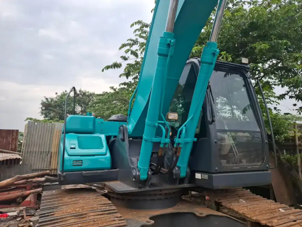 Alat berat Kobelko sk 200 thn 2019