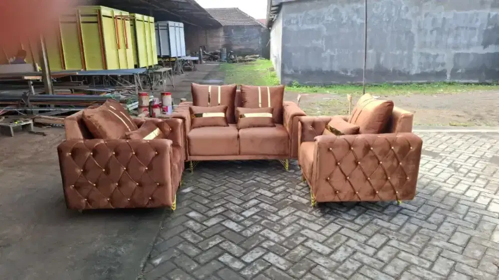 Sofa Velona 2.1.1 + Meja