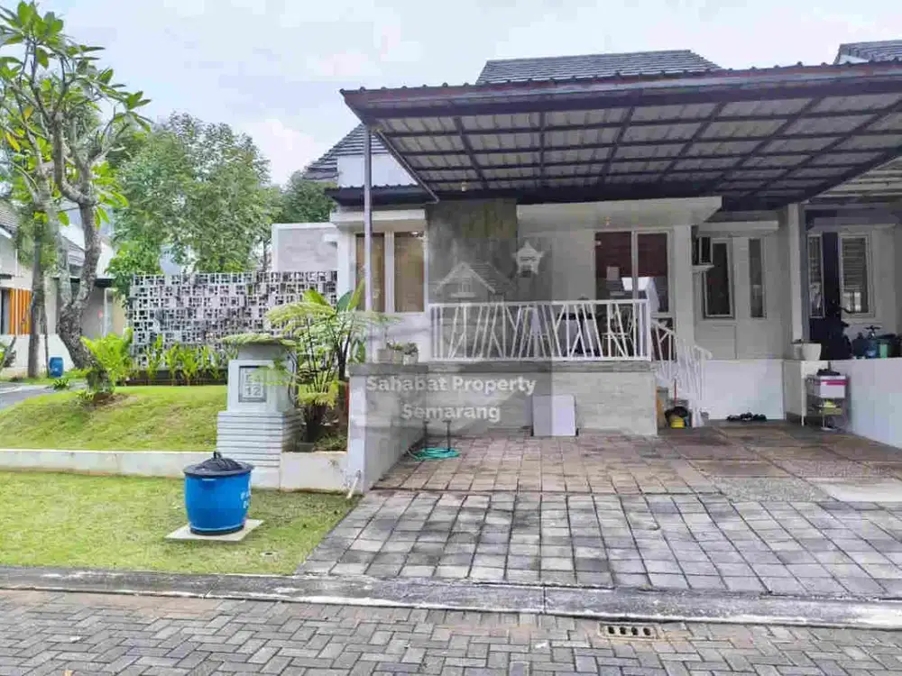 Rumah Hook SEMI FURNISHED Estetik di Graha Taman Pelangi BSB City Mijen