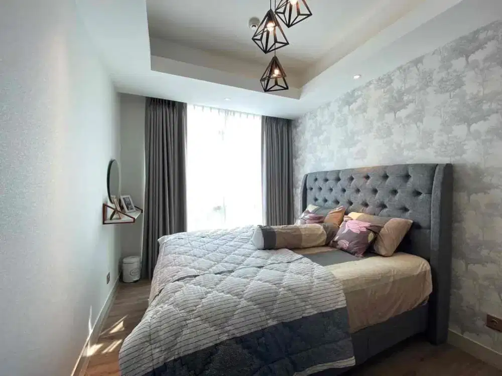 Disewakan Apartemen The Kensington Royal Suite 1 Kamar Furnish Baru Bersih