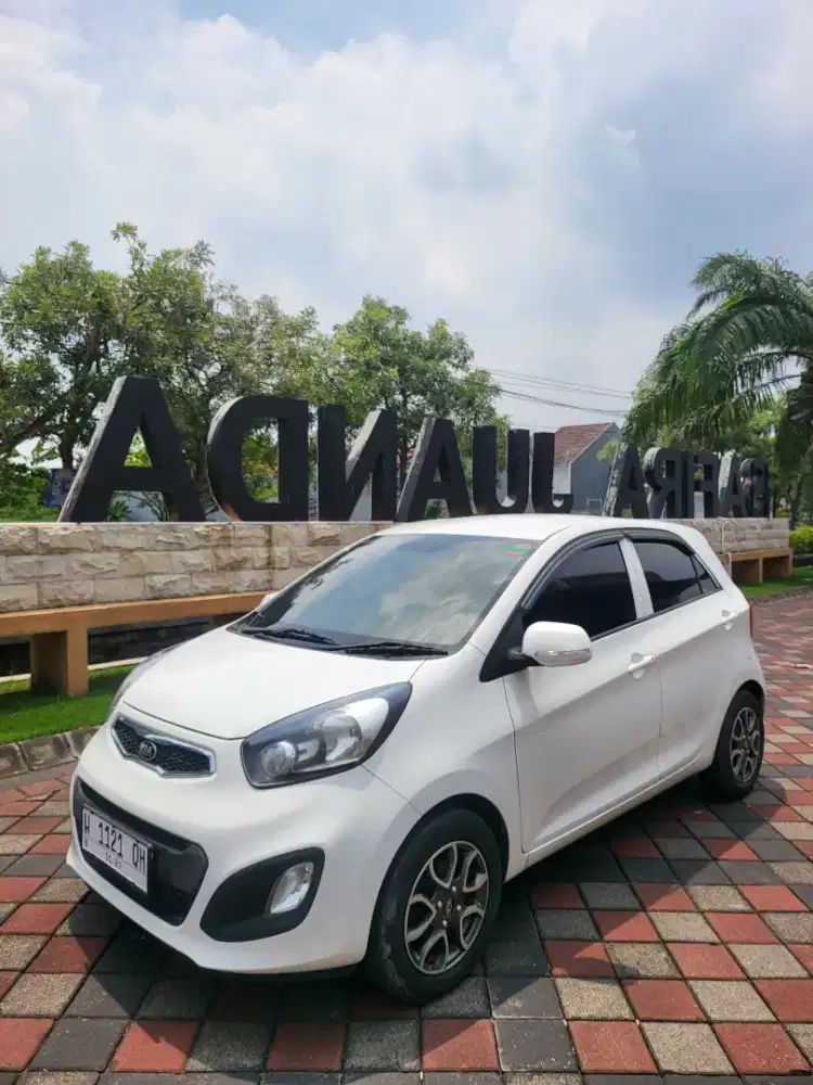 Kia picanto 2012 km rendah 50rb