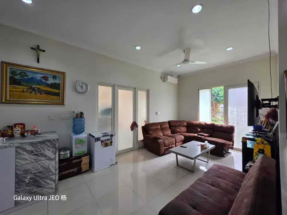 Rumah Hook cakep Maxwel Gading Serpong MURAH