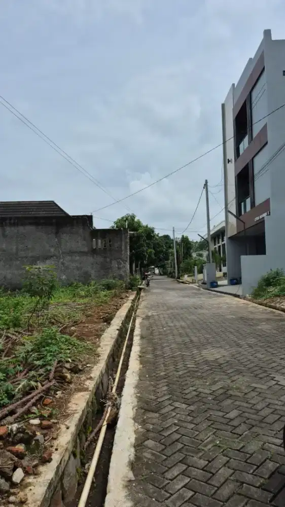 Di jual tanah bagus di jatisari