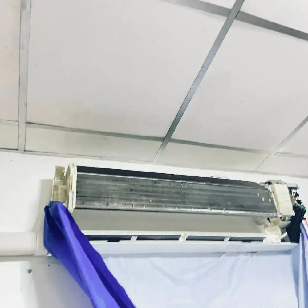SERVICE AC PERBAIKAN DAN MAINTENANCE