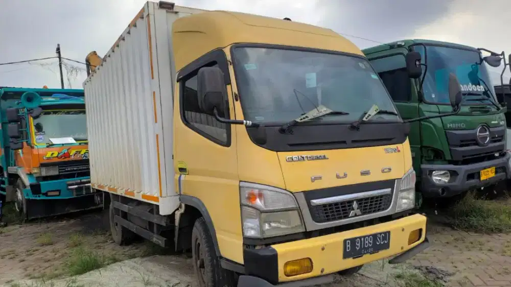 Murah Mitsubishi coltdiesel canter engkel long fe 71 L box besi 2021